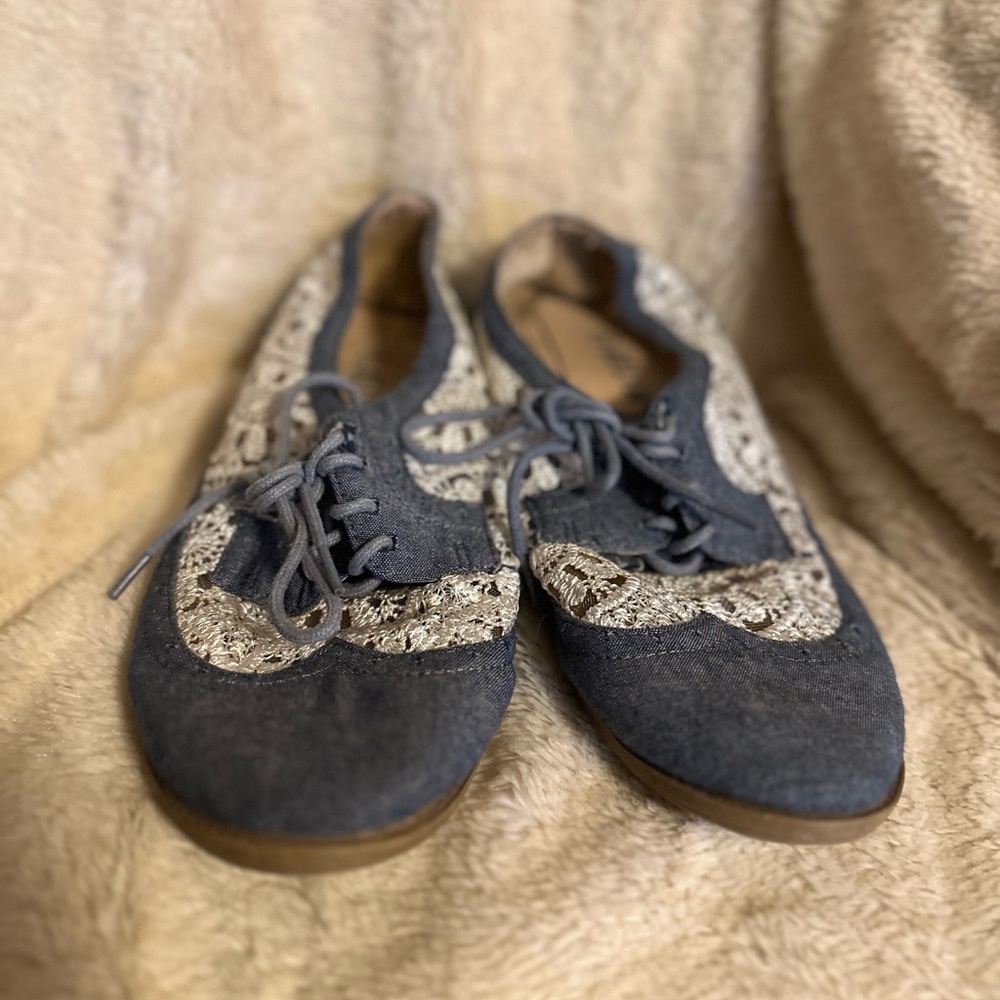 Delilah Stylish Blue- Gray Lace Women's Shoes